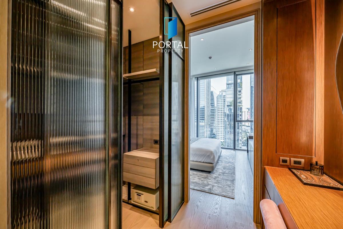 Scope Langsuan, 1 bed condo in Wireless, Bangkok — photo 9