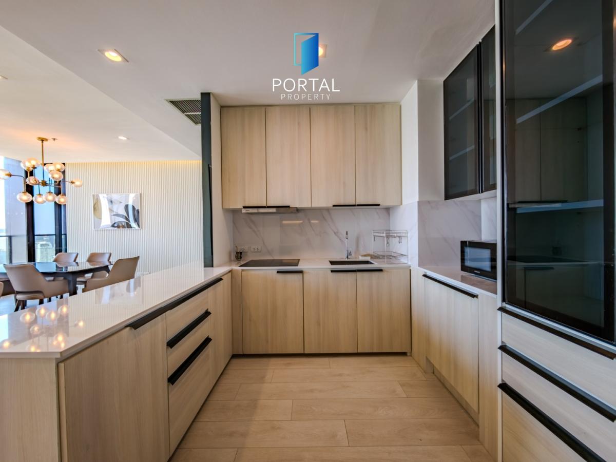Noble Ploenchit, 2 bed condo in Wireless, Bangkok — photo 6