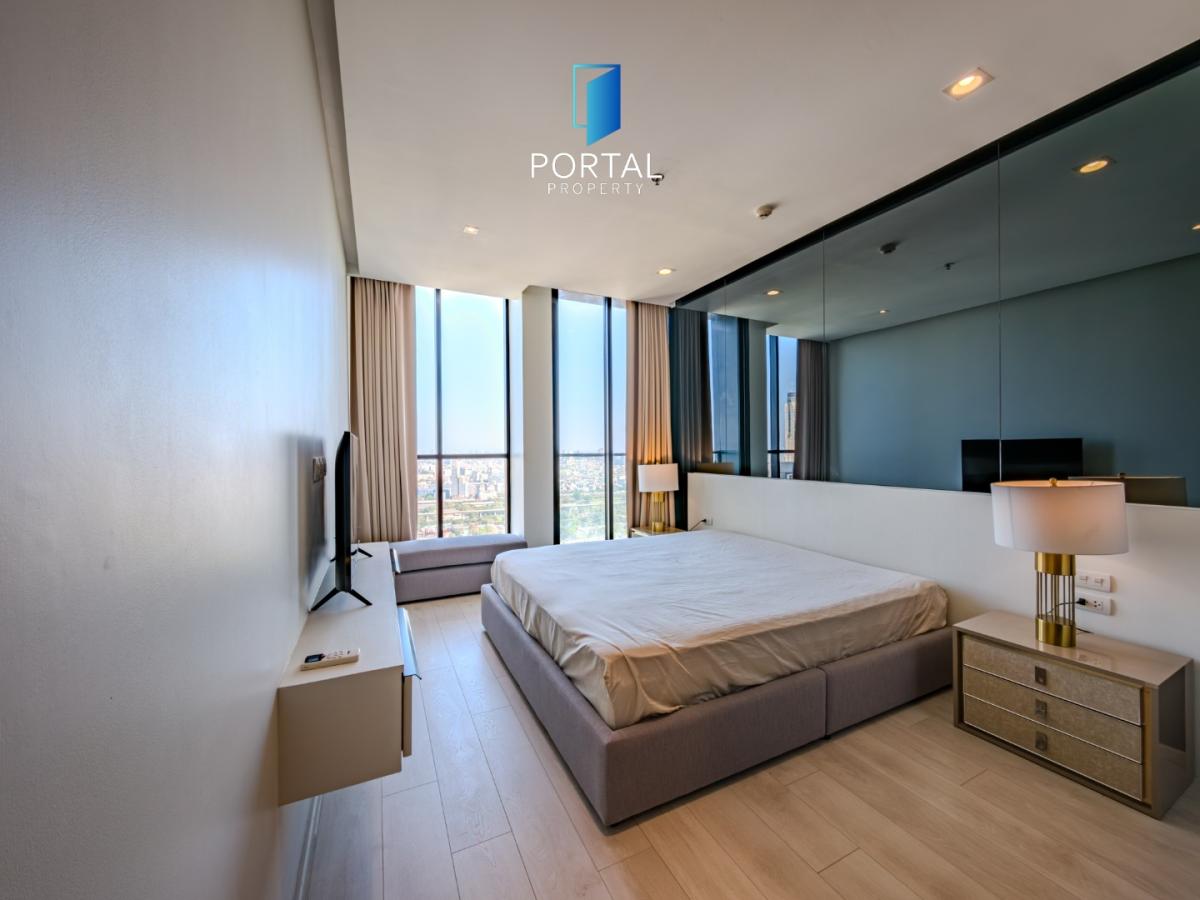 Noble Ploenchit, 2 bed condo in Wireless, Bangkok — photo 12