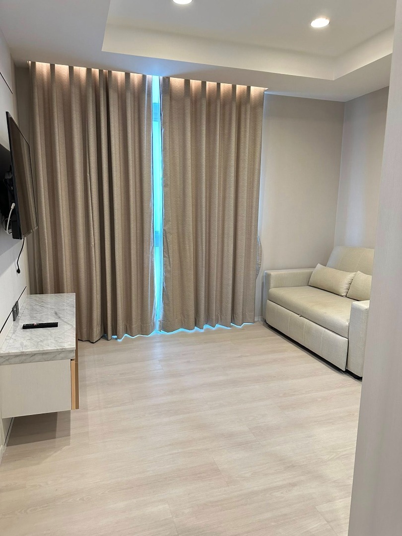 Nusasiri Grand, 3 bed condo in Sukhumvit, Bangkok — photo 4