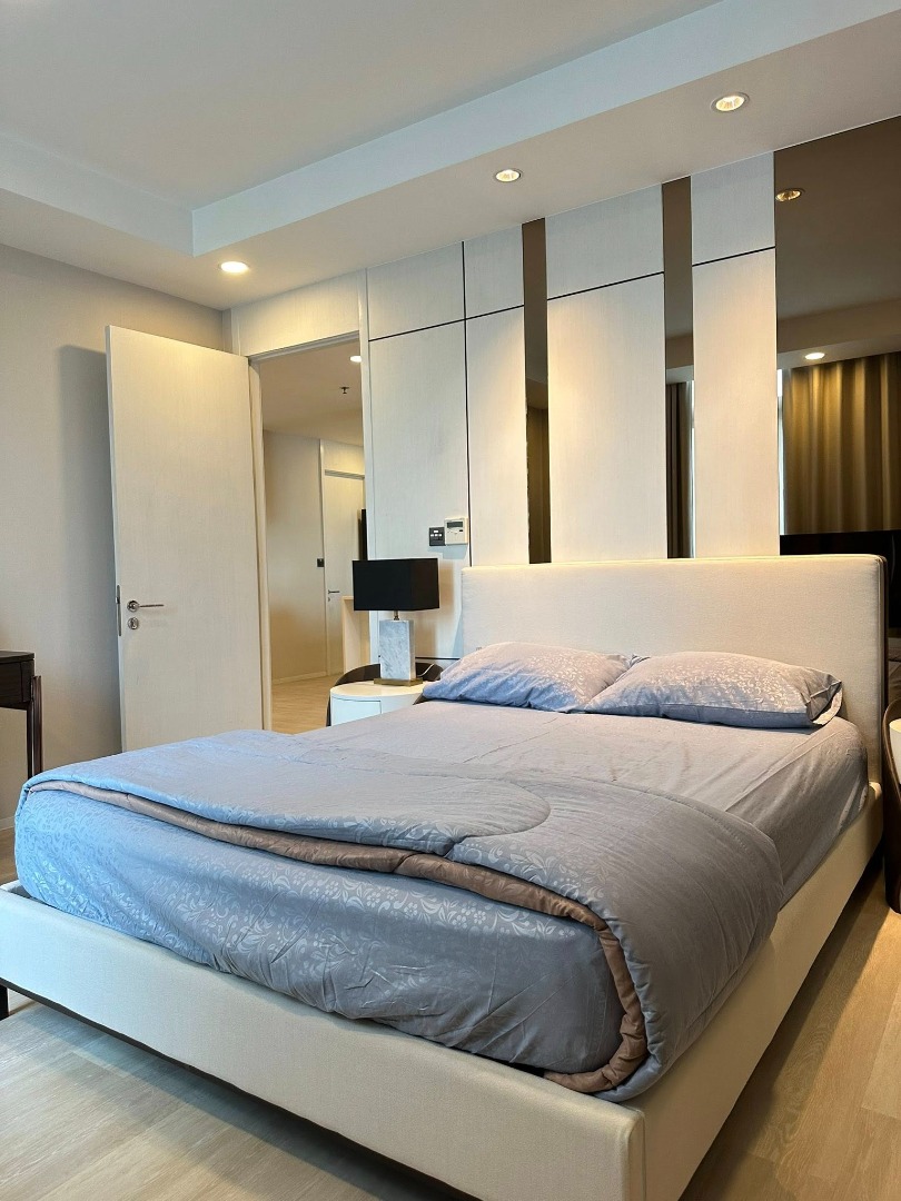 Nusasiri Grand, 3 bed condo in Sukhumvit, Bangkok — photo 6