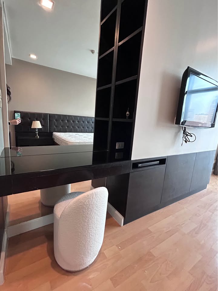 Nusasiri Grand, 3 bed condo in Sukhumvit, Bangkok — photo 8