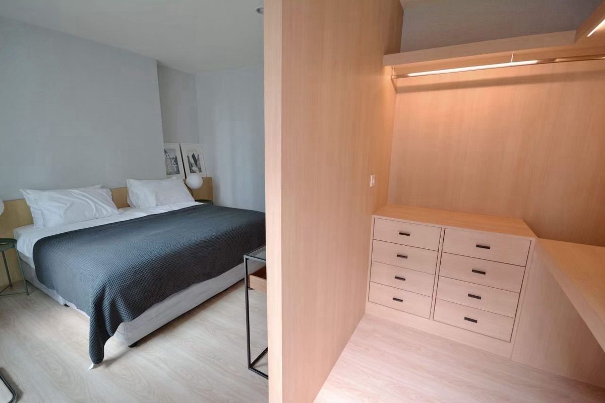 Noble Revolve Ratchada, 2 bed condo in Ratchadaphisek, Bangkok — photo 7