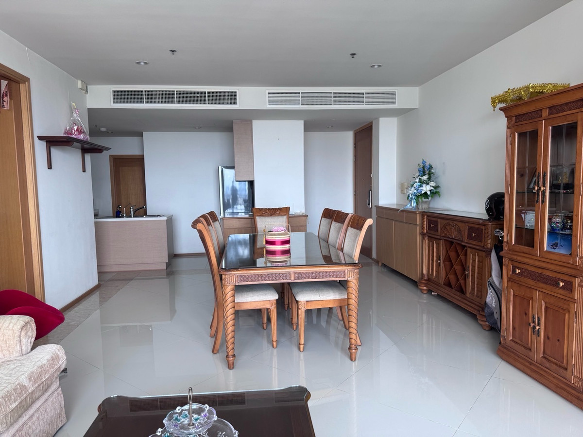 The Empire Place Sathorn