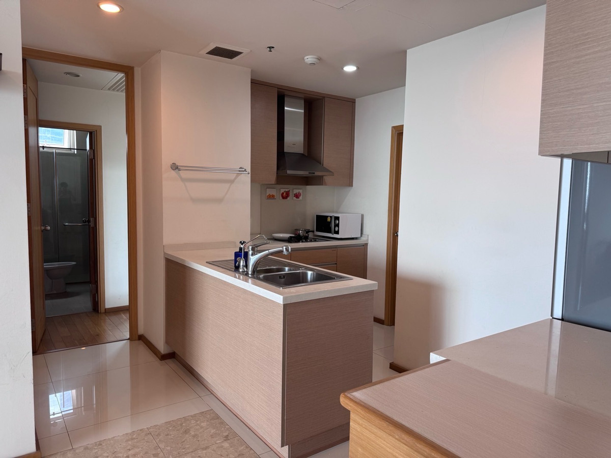 The Empire Place Sathorn, 2 bed condo in Sathon, Bangkok — photo 3
