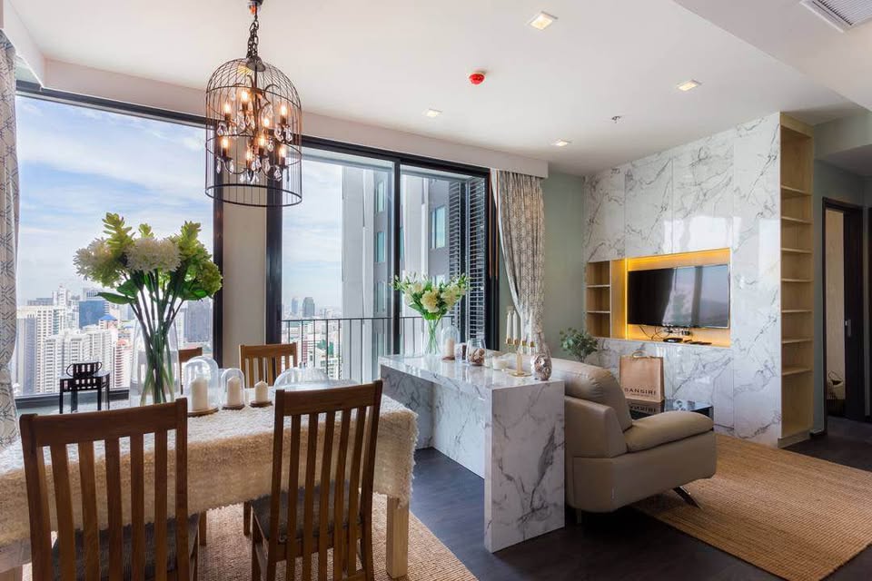 Edge by Sansiri Sukhumvit 23