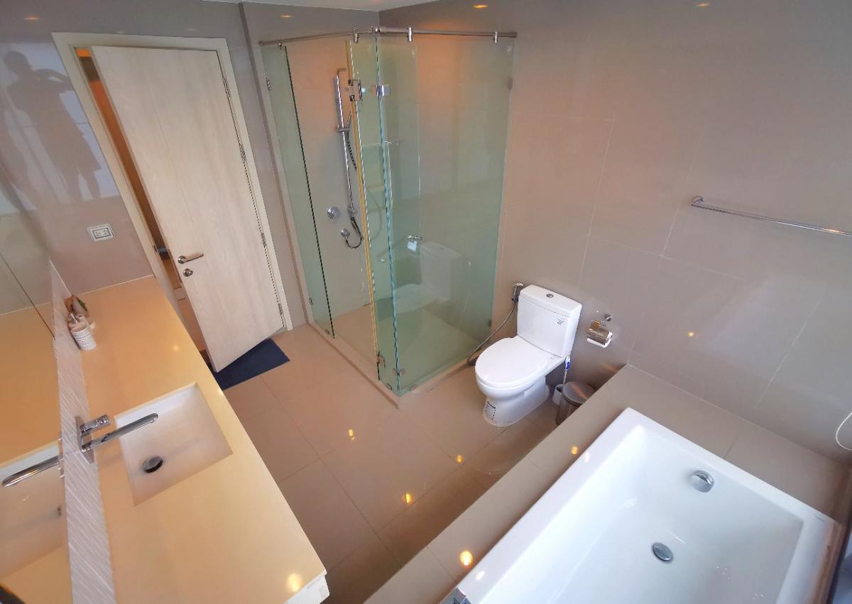 Rhythm Sukhumvit 42, 2 bed condo in Sukhumvit, Bangkok — photo 8