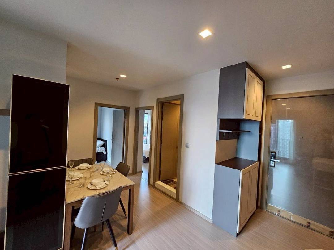 Life Asoke - Rama 9, 2 bed condo in Rama 9, Bangkok — photo 4