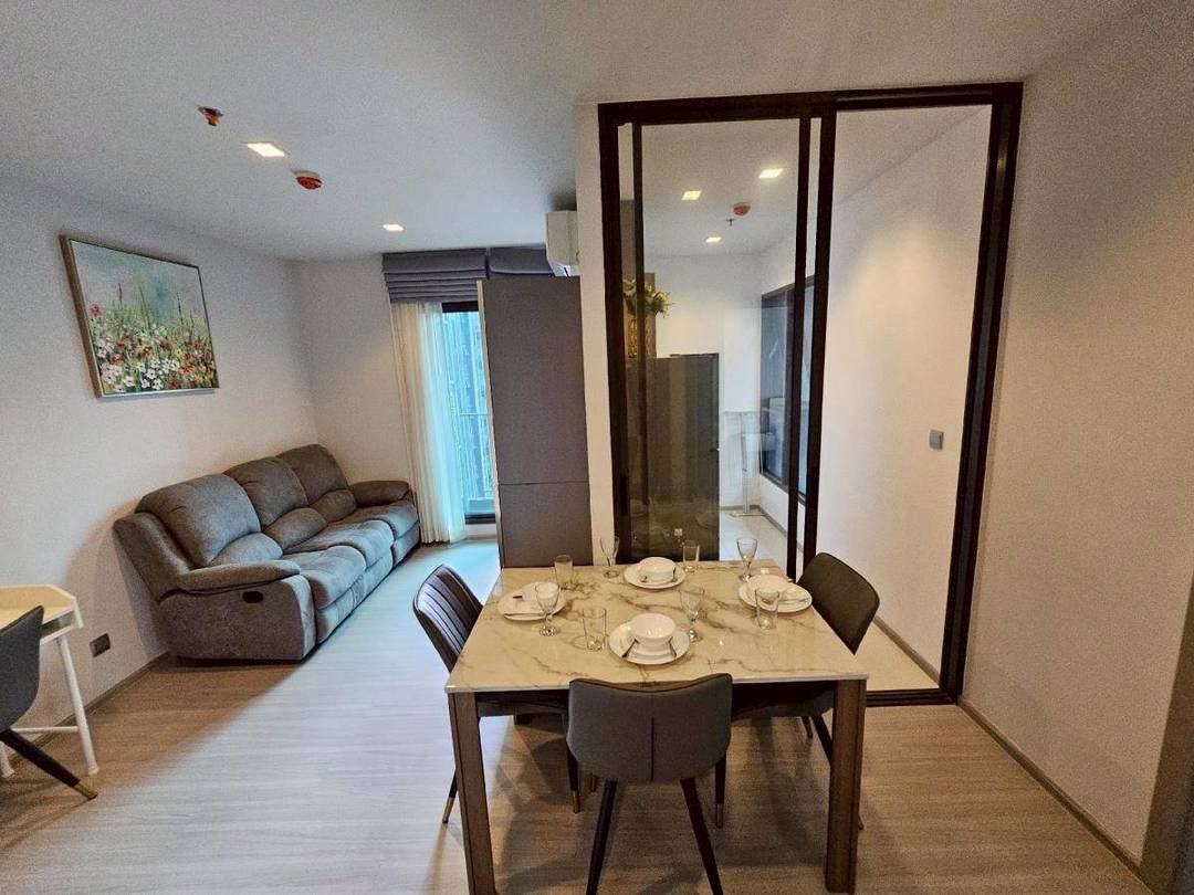 Life Asoke - Rama 9, 2 bed condo in Rama 9, Bangkok — photo 5