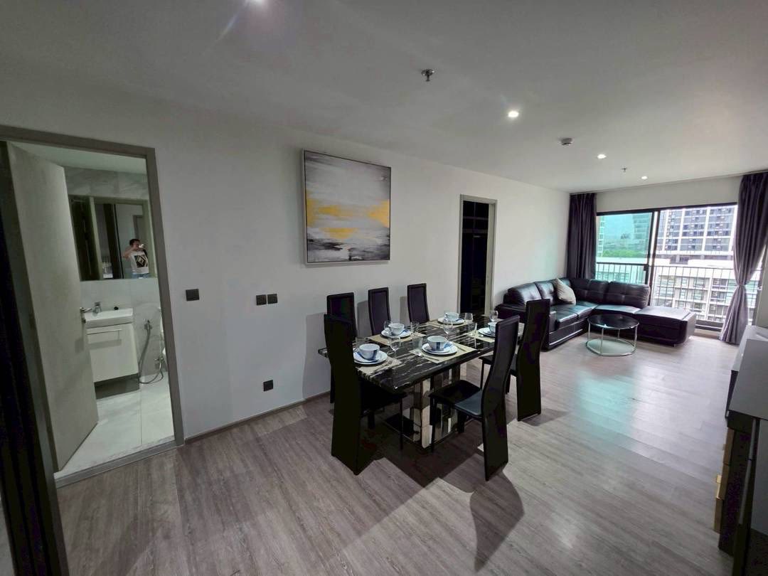 Rhythm Ekkamai, 2 bed condo in Sukhumvit, Bangkok — photo 5