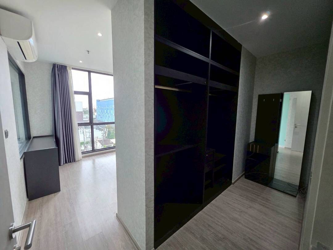 Rhythm Ekkamai, 2 bed condo in Sukhumvit, Bangkok — photo 8