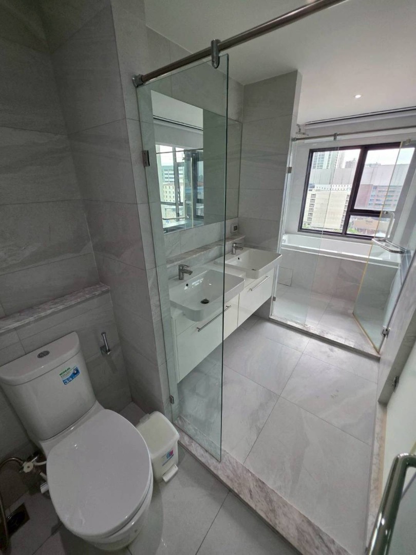Rhythm Ekkamai, 2 bed condo in Sukhumvit, Bangkok — photo 11