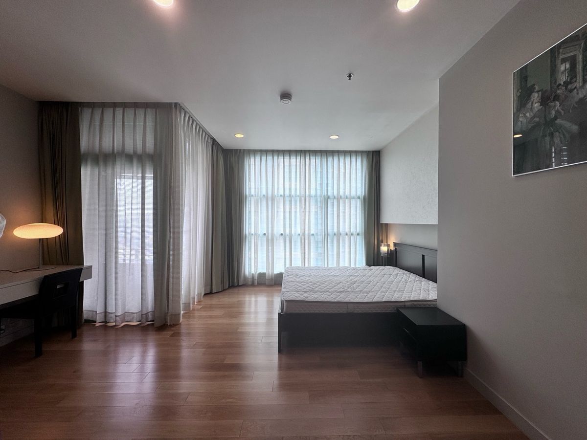 Chatrium Riverside Residences, 2 bed condo in Sathon, Bangkok — photo 5