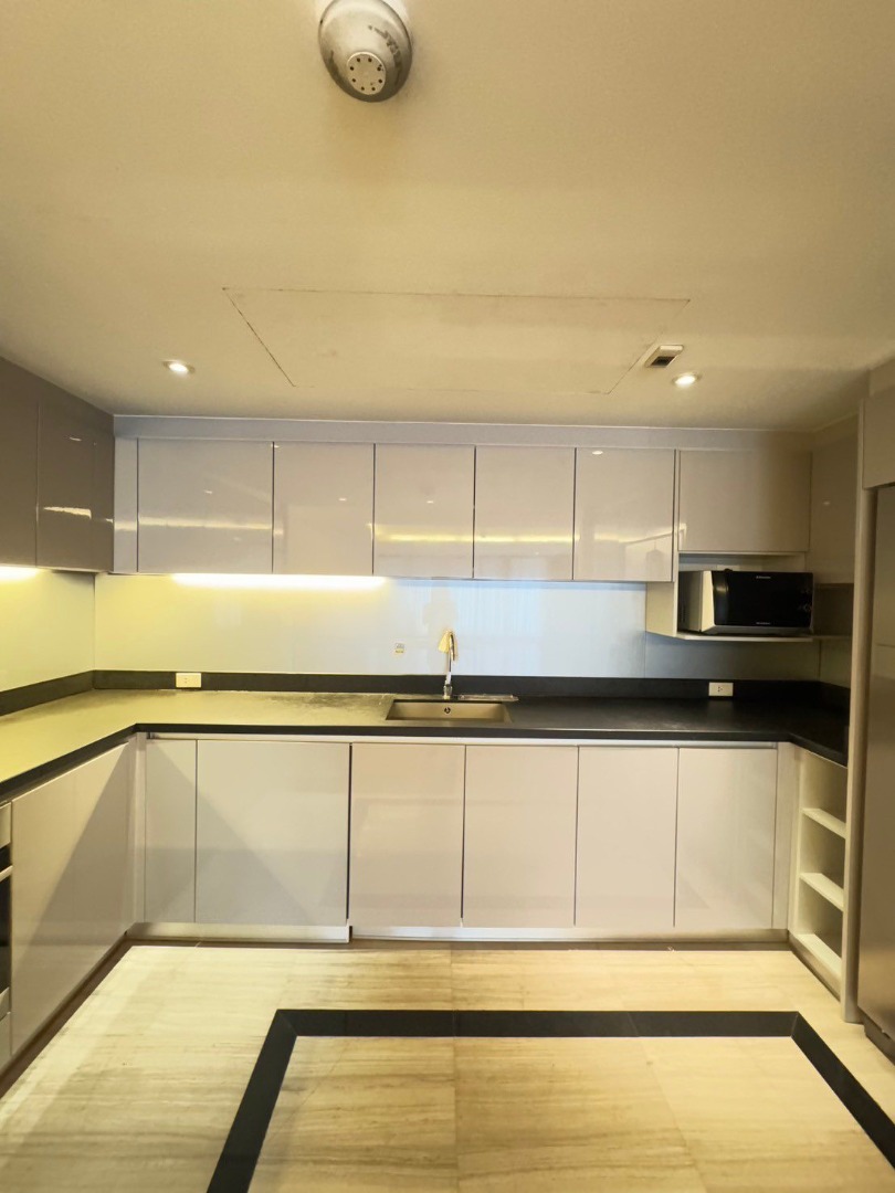 La Citta Thonglor 8, 3 bed condo in Sukhumvit, Bangkok — photo 8