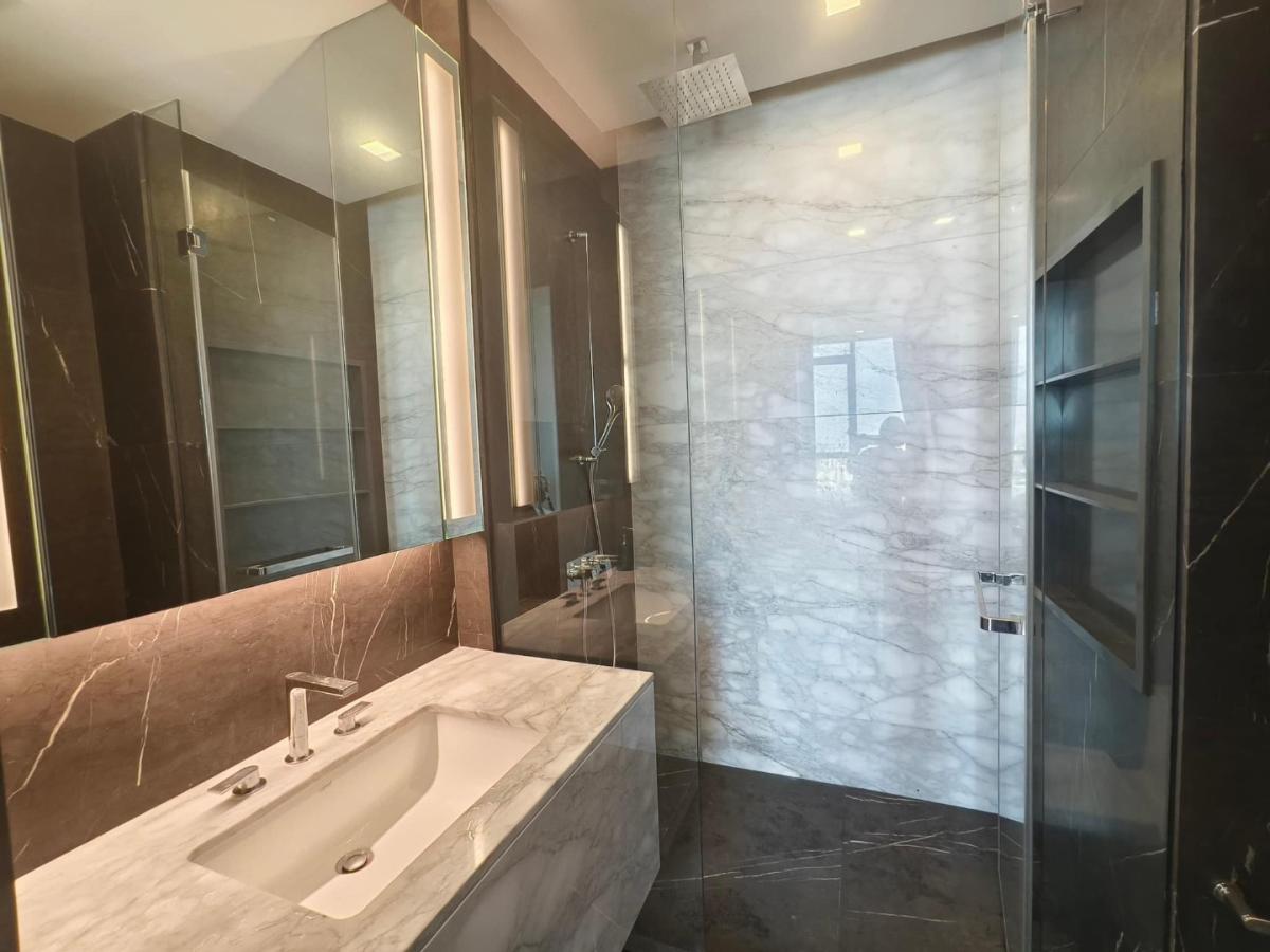 The Monument Thonglor, 2 bed condo in Sukhumvit, Bangkok — photo 10