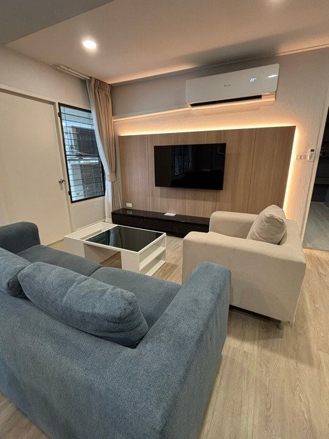 Thonglor Tower — photo 3