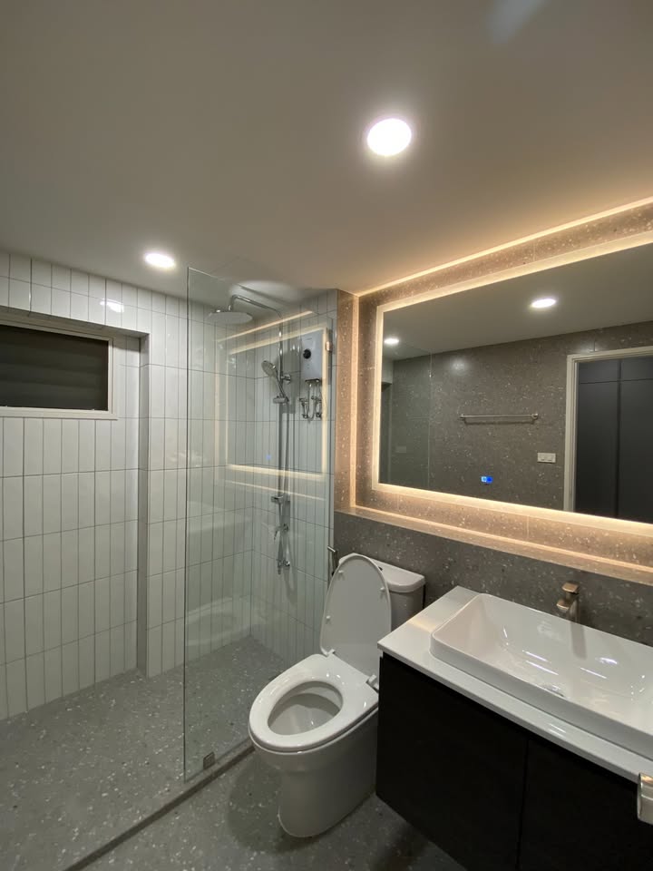 Thonglor Tower — photo 17