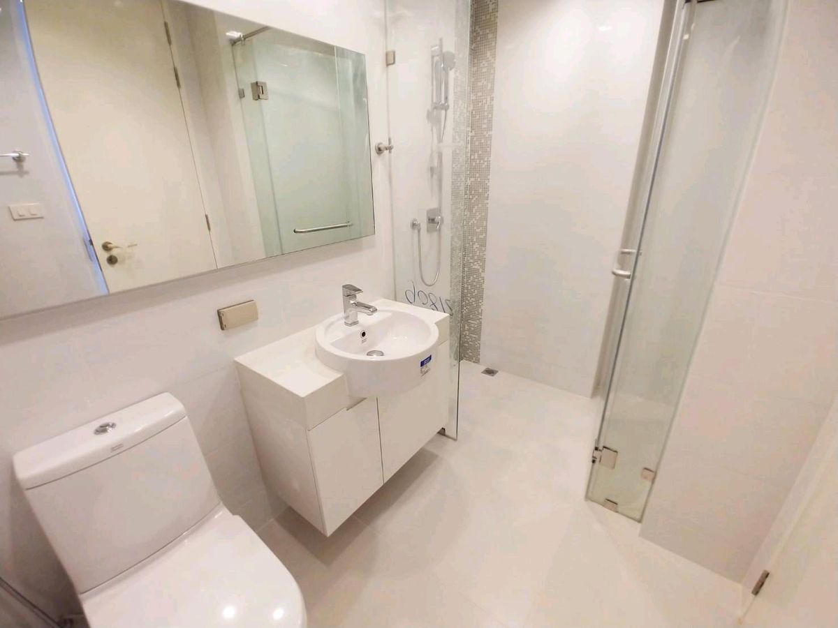 Nara 9 by Eastern Star, 2 bed condo in Sathon, Bangkok — photo 14