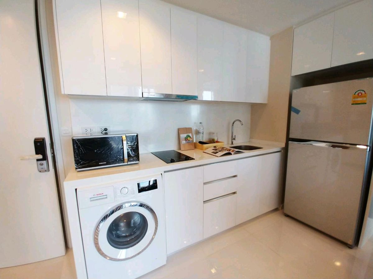 Nara 9 by Eastern Star, 2 bed condo in Sathon, Bangkok — photo 5