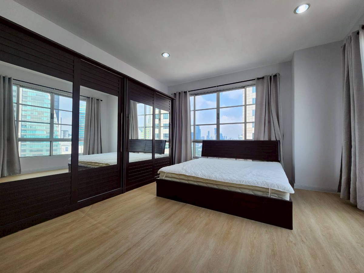 City Smart Sukhumvit 18, 3 bed condo in Sukhumvit, Bangkok — photo 11