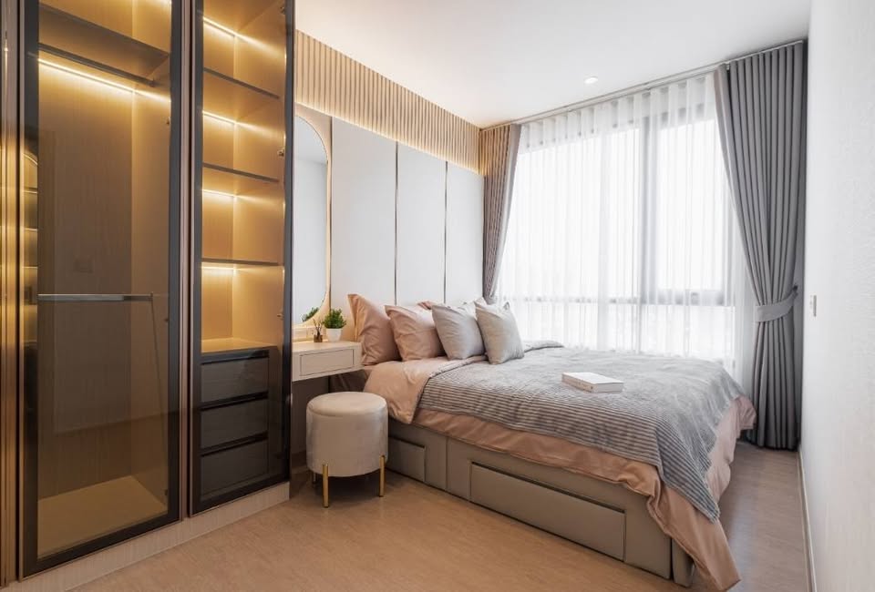 Maru Ekkamai 2, 2 bed condo in Sukhumvit, Bangkok — photo 11