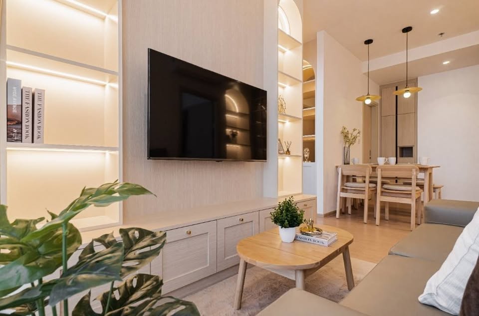 Maru Ekkamai 2, 2 bed condo in Sukhumvit, Bangkok — photo 3