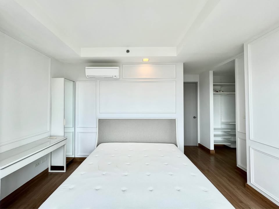 True Thonglor, 2 bed condo in Rama 9, Bangkok — photo 5