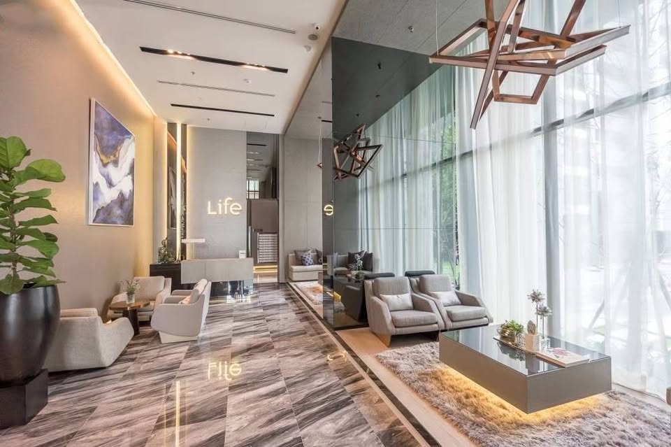 Life Sukhumvit 48 — photo 9