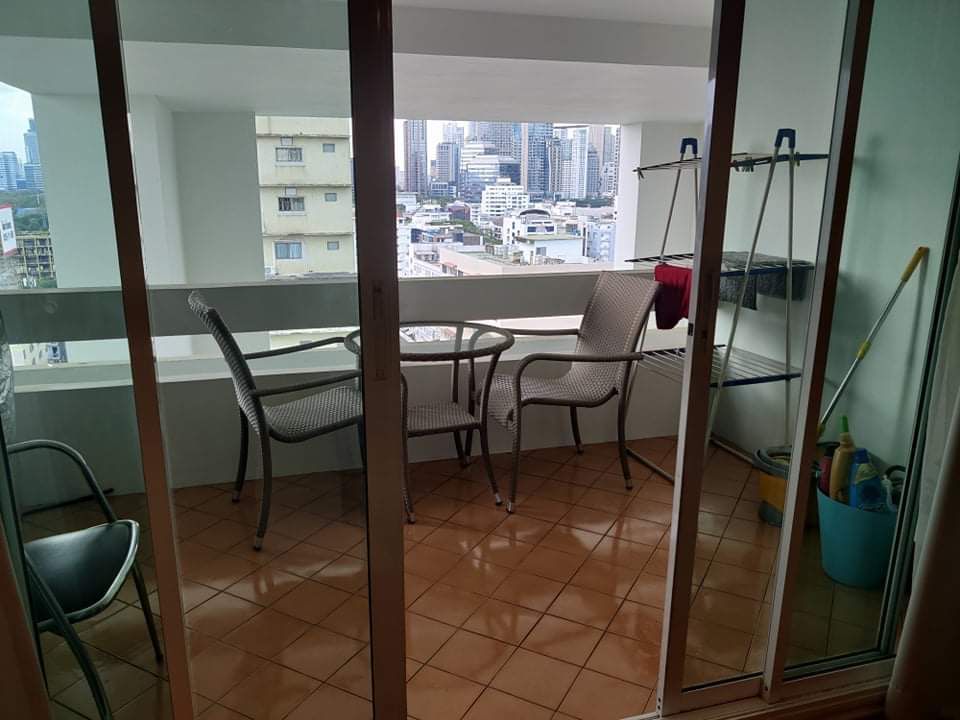 Crystal Garden, 2 bed condo in Nana North, Bangkok — photo 4