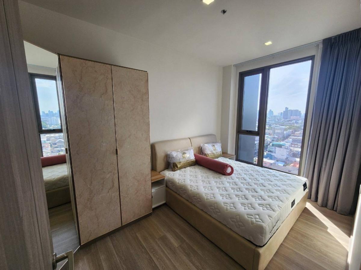 Rhythm Charoenkrung Pavilion, 2 bed condo in Sathon, Bangkok — photo 6