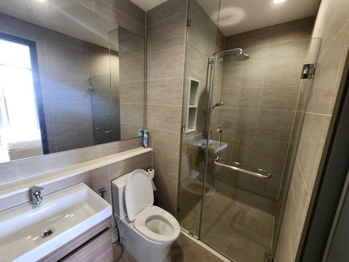 Rhythm Charoenkrung Pavilion, 2 bed condo in Sathon, Bangkok — photo 12