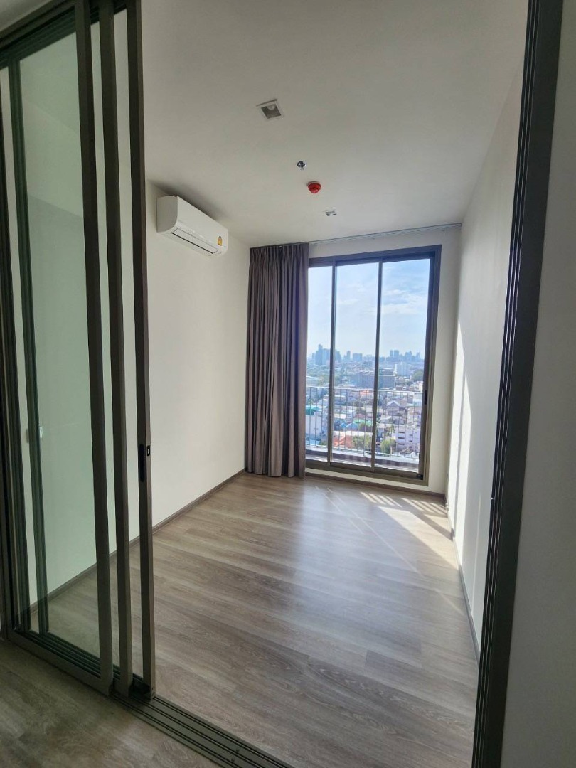 Rhythm Charoenkrung Pavilion, 2 bed condo in Sathon, Bangkok — photo 9