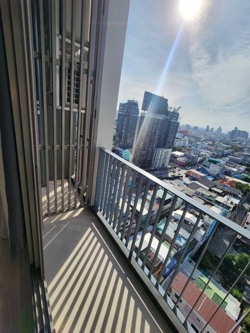 Rhythm Charoenkrung Pavilion, 2 bed condo in Sathon, Bangkok — photo 14
