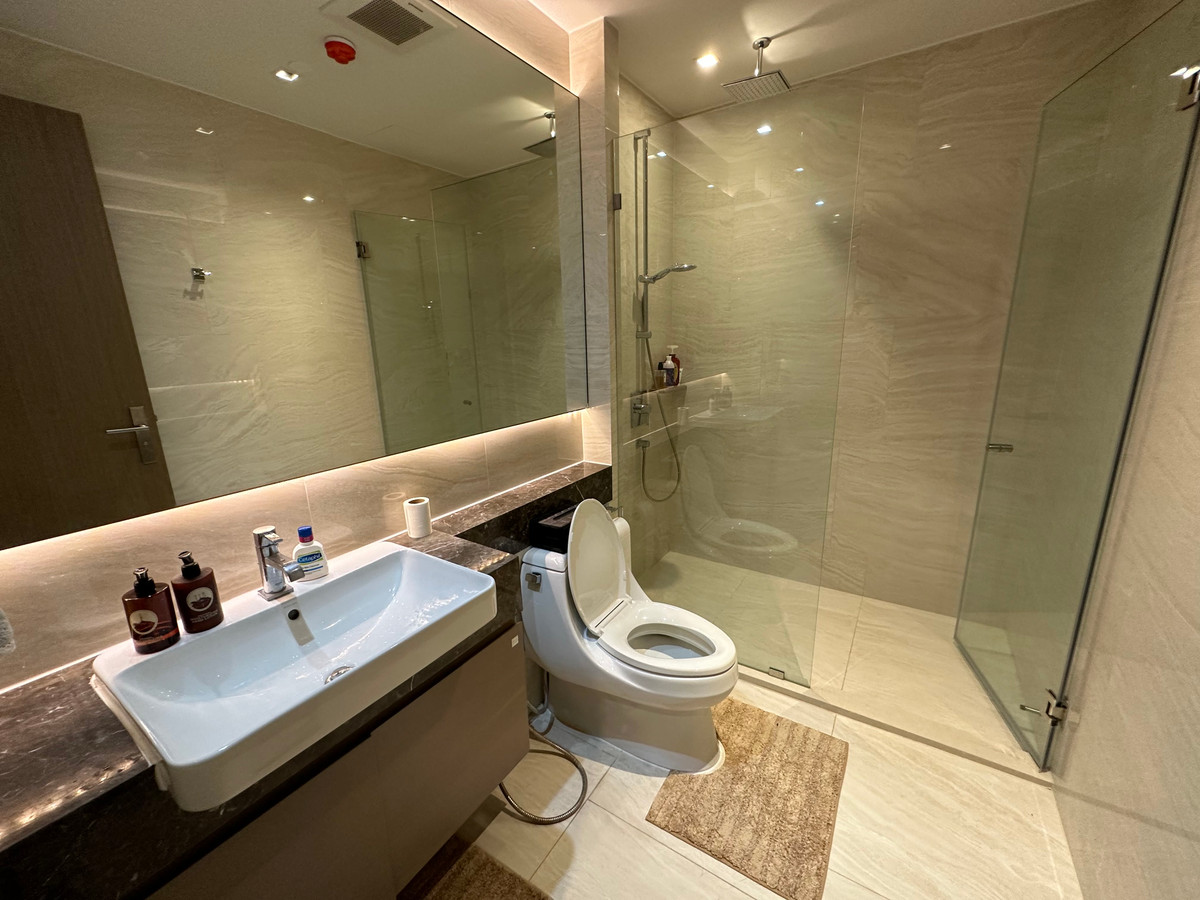 Ashton Silom, 2 bed condo in Silom, Bangkok — photo 11