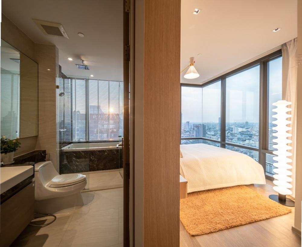 Ashton Silom — photo 8