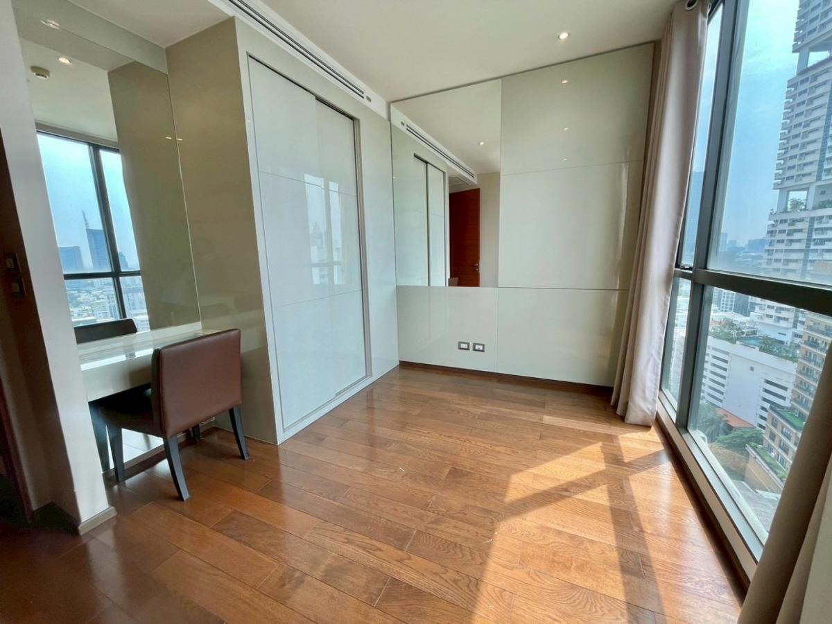 The Address Sukhumvit 28, 2 bed condo in Sukhumvit, Bangkok — photo 9