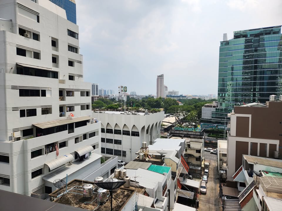 Saladaeng One — photo 12