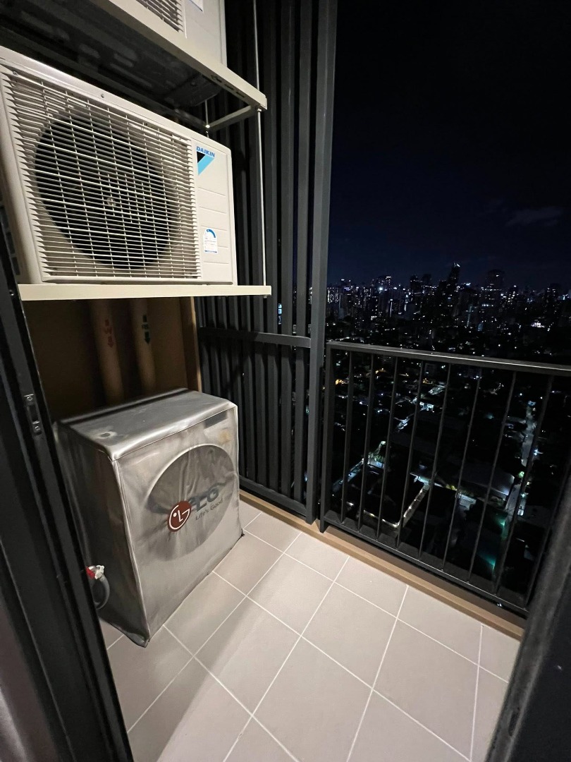 Oka Haus Sukhumvit 36, 1 bed condo in Sukhumvit, Bangkok — photo 6