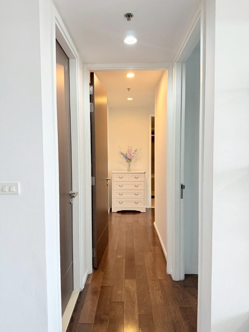 15 Sukhumvit Residences