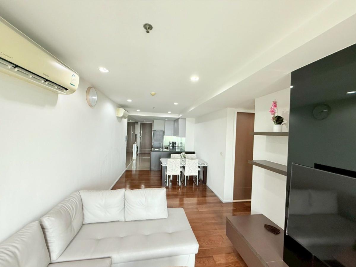 15 Sukhumvit Residences, 2 bed condo in Nana North, Bangkok — photo 2