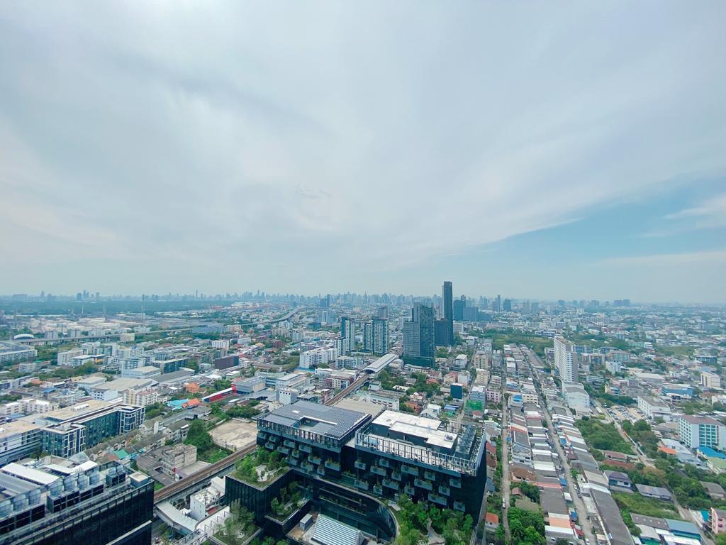 Whizdom Essence, 1 bed condo in On Nut, Bangkok — photo 5