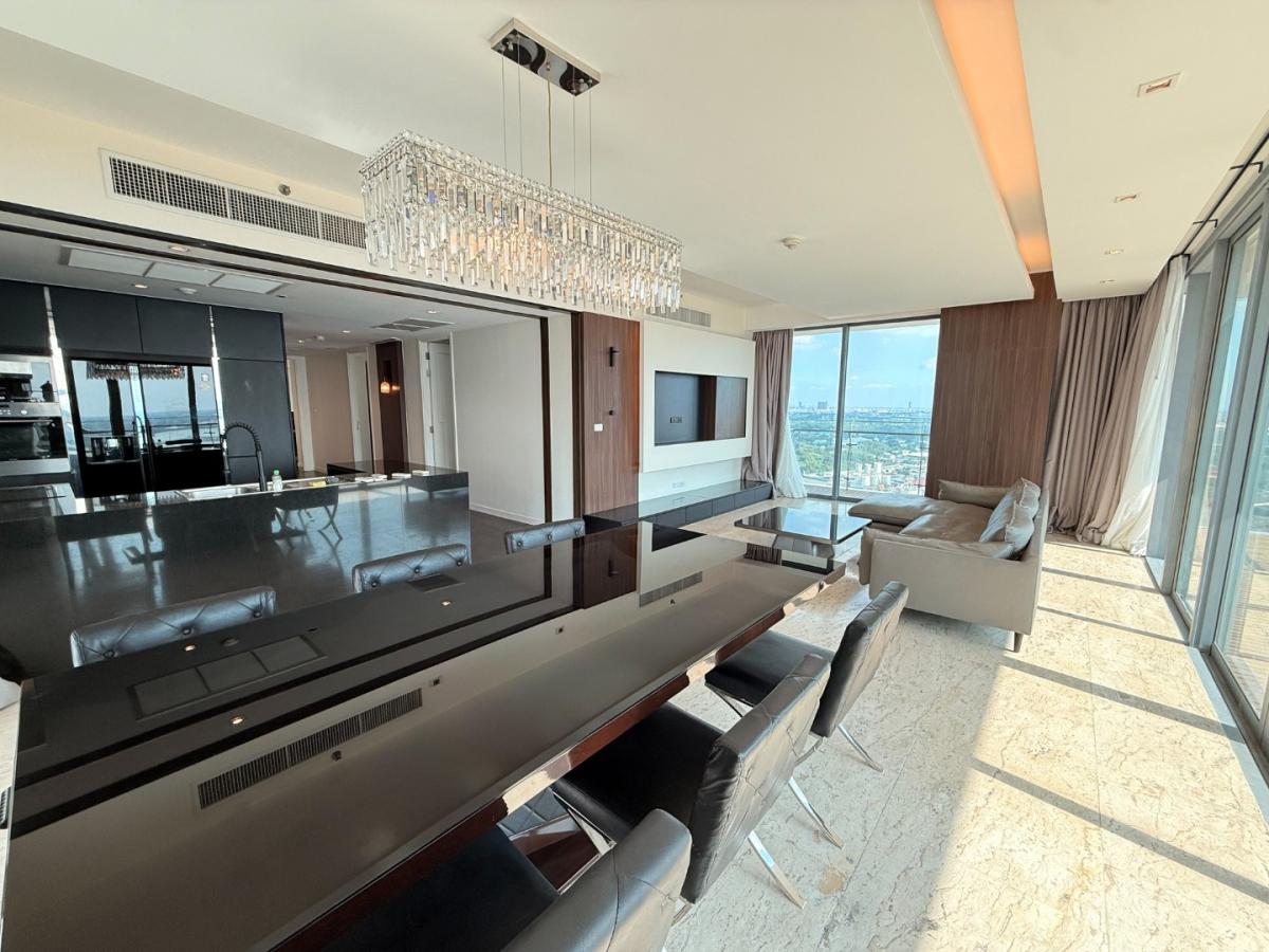 The Pano Rama 3, 3 bed condo in Rama 3, Sathupradit, Nang Linchi, Yen Akat, Yan Nawa, Bangkok