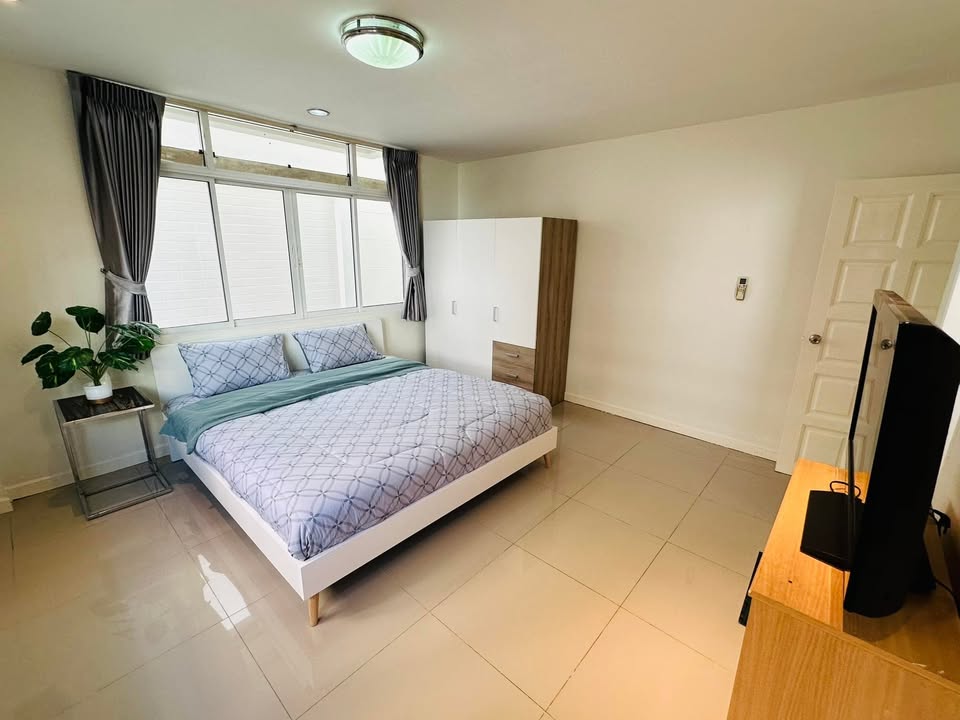FOR RENT SINGLE HOUSE Sukhumvit 31, 5 bed house in Sukhumvit, Bangkok — photo 6