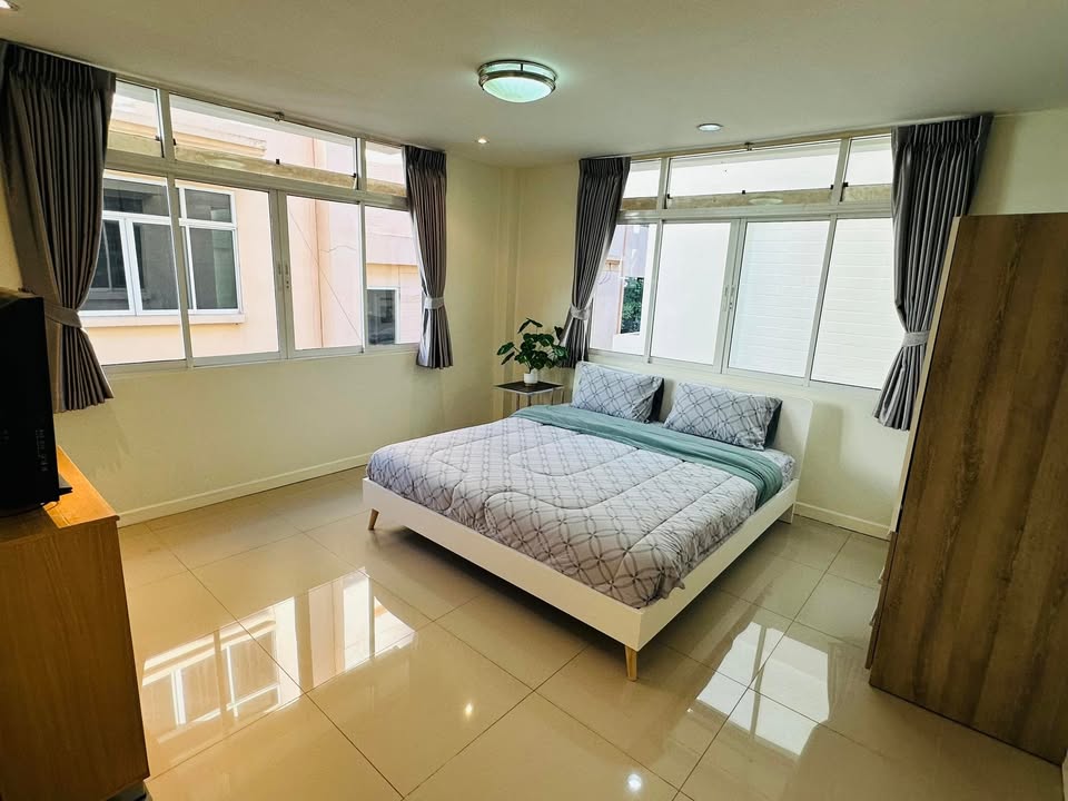 FOR RENT SINGLE HOUSE Sukhumvit 31, 5 bed house in Sukhumvit, Bangkok — photo 8