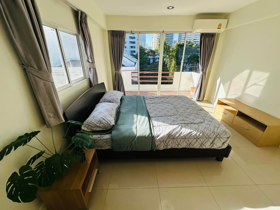 FOR RENT SINGLE HOUSE Sukhumvit 31, 5 bed house in Sukhumvit, Bangkok — photo 11