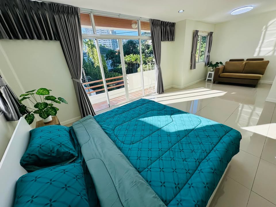 FOR RENT SINGLE HOUSE Sukhumvit 31, 5 bed house in Sukhumvit, Bangkok — photo 12
