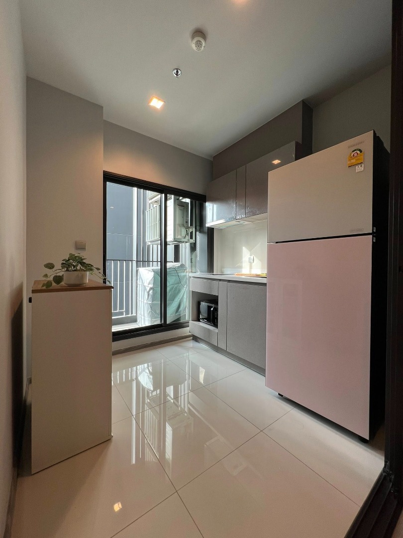 Life Asoke - Rama 9, 1 bed condo in Rama 9, Bangkok — photo 4