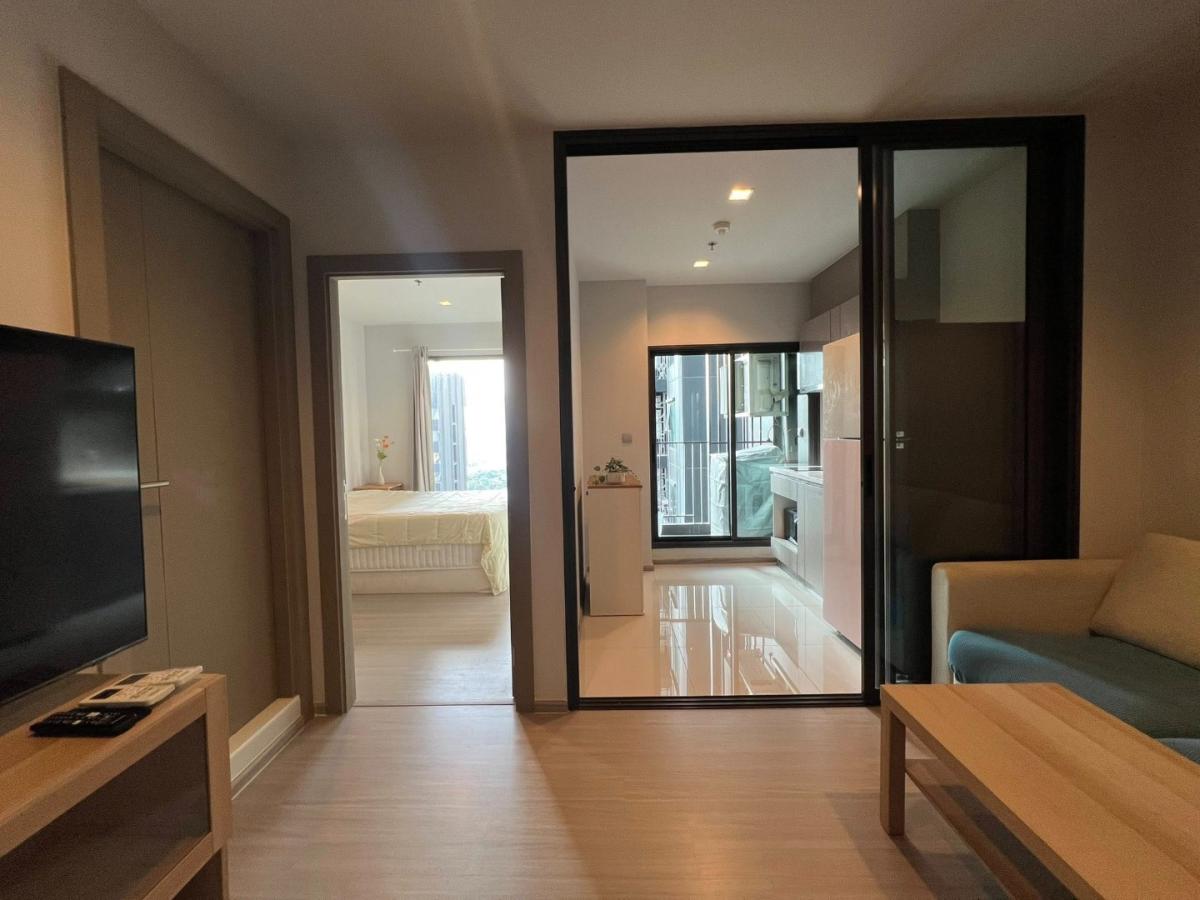 Life Asoke - Rama 9, 1 bed condo in Rama 9, New Phetchaburi, RCA, Din Daeng, Suan Luang Research Center, Khlong Toei Nuea, Bangkok