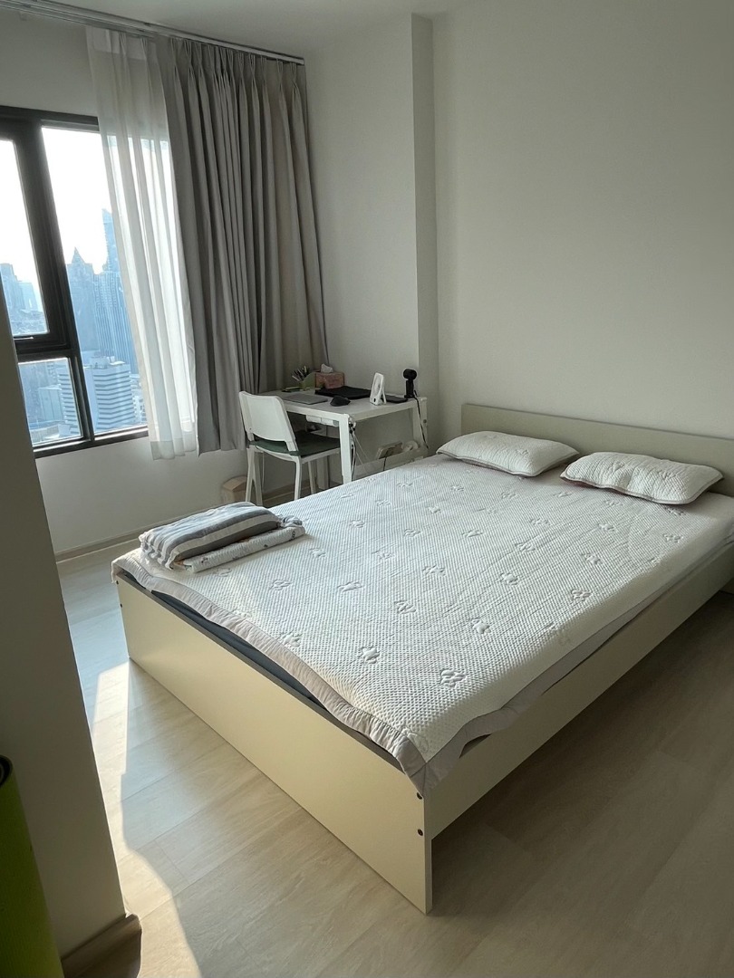 Life One Wireless, 2 bed condo in Wireless, Bangkok — photo 4
