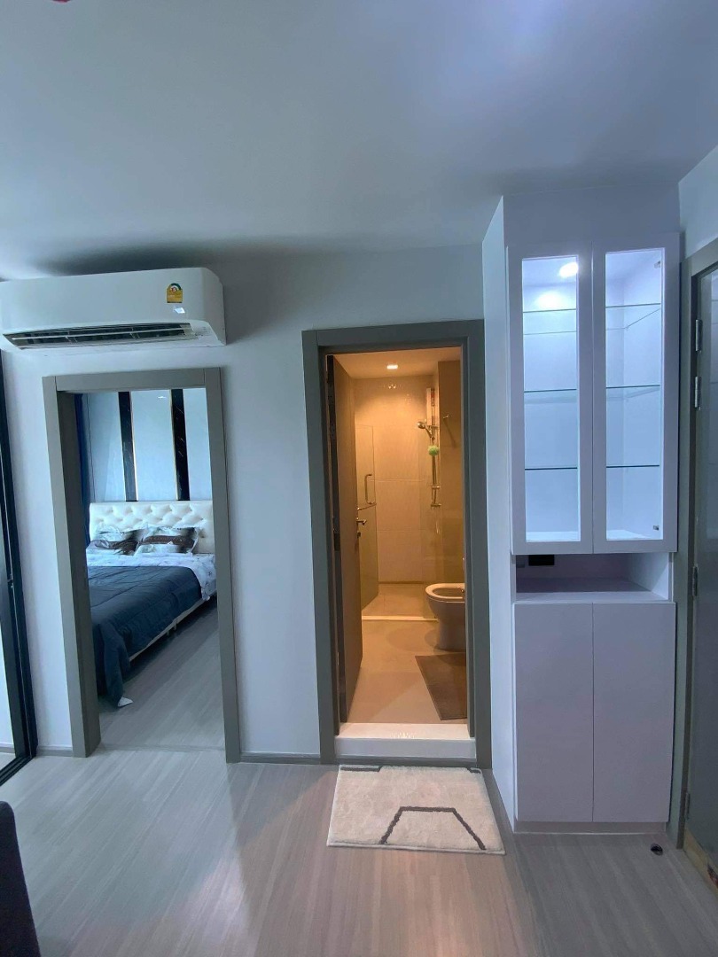 Life Asoke - Rama 9, 2 bed condo in Rama 9, Bangkok — photo 7
